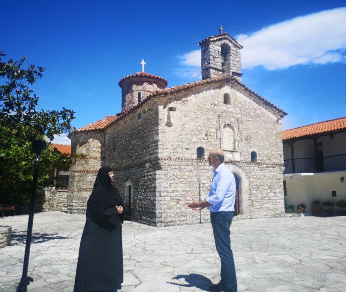 CREATOR: gd-jpeg v1.0 (using IJG JPEG v62), quality = 82